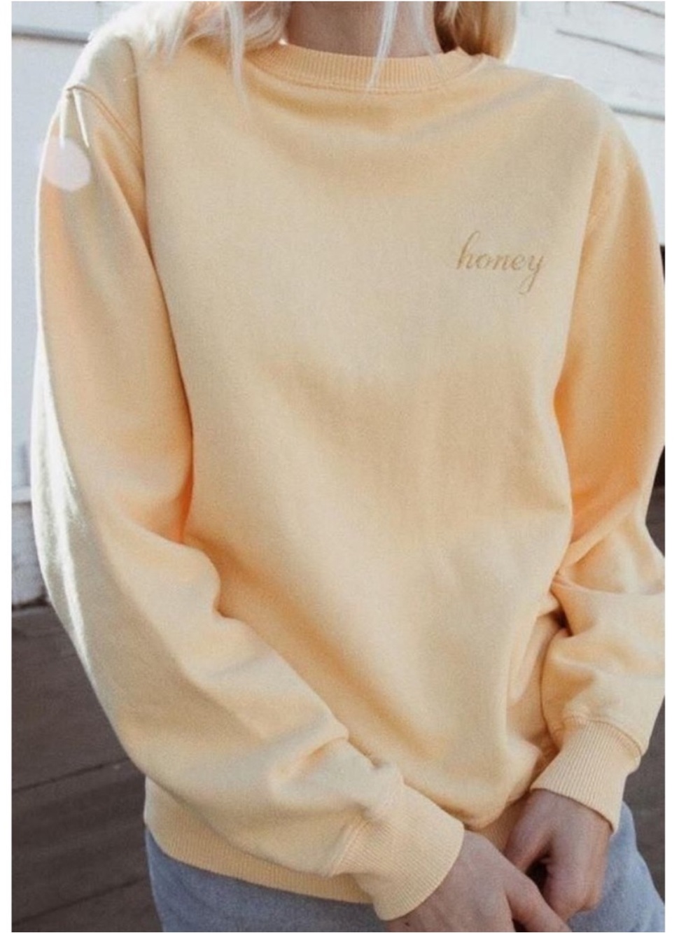 Brandy Melville Yellow Honey Embroidery Sweatshirt Crewneck One Size